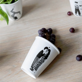 Illustrierter Keramik Becher Secret kissers Couple