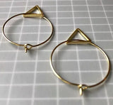 Ohrringe CIRCLE LORE Triangle vergoldet