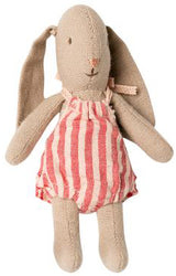 Hasenkleinkind Micro Schlappohr im Playsuit