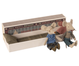 Oma und Opa Maus (Maileg) in der STREICHHOLZSCHACHTEL