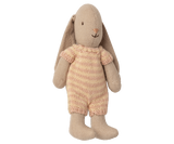 Hasenbaby Micro im Strickstrampler - Farbe nach Wahl