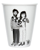 Illustrierter Keramik Becher BIG SCARF COUPLE
