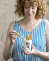 Illustrierter Keramik Becher GRLPWR