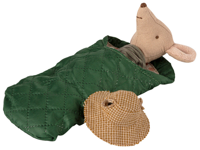 Großer Mäuse Bruder Wandermaus mit Schlafsack