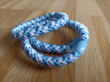Haargummi Armband gewebt blue light/dark